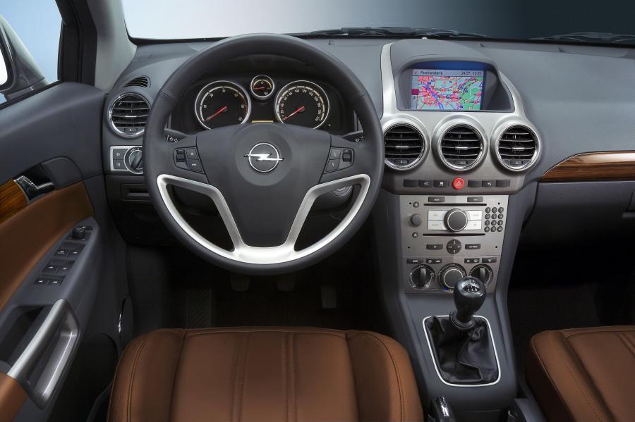  Opel Antara 2006 года  (фото 17 из 84)